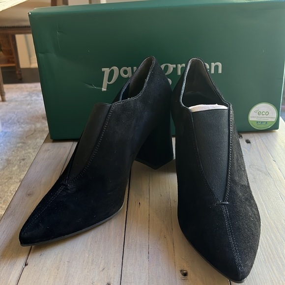 NIB. Paul Green Stacia Black Suede Ankle Bootie Size 6.5,7 - Picture 2 of 13